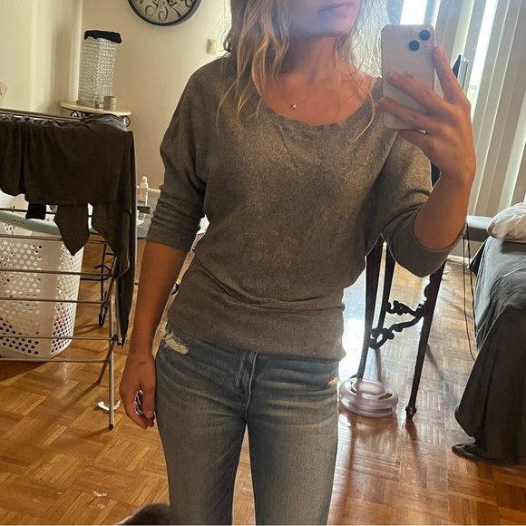 Grey Sweater - Picture 3 of 4
